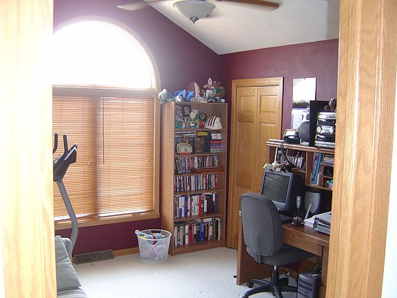 Walk in closet, cathedral ceiling
