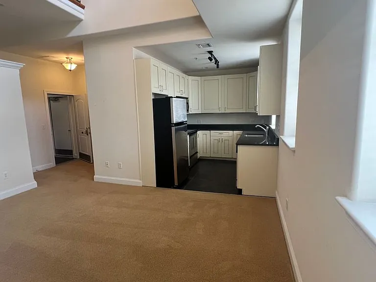 20-22 N Pitt St — Photo 6