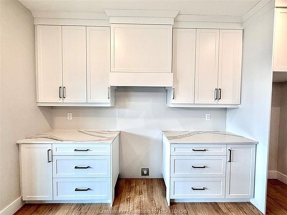 5th image of 40 Duskridge Rd