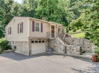 7 Bungay Rd, Seymour, CT 06483