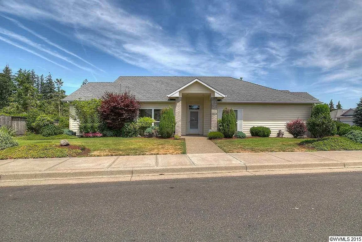 6613 Brookhollow Ct NE photo 1