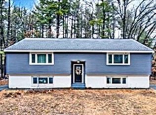 17 Patricia Dr, Tyngsboro, MA 01879