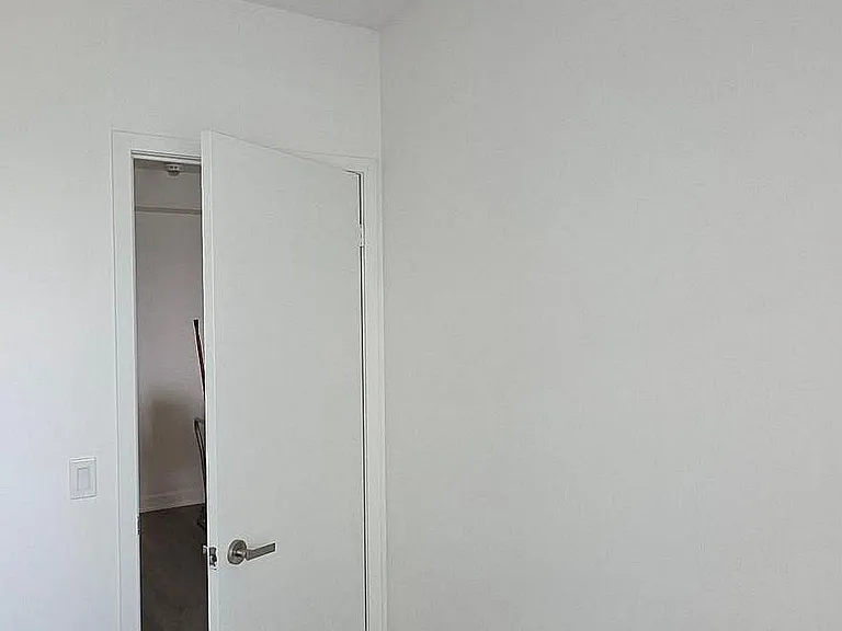 195 Redpath Ave #2212 — Photo 18