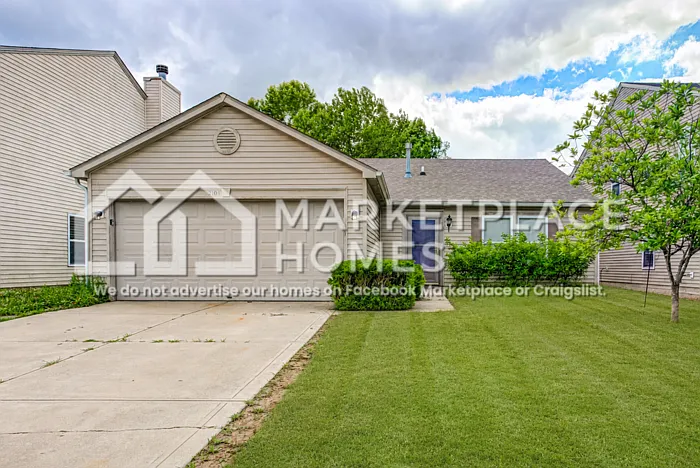 2108 Bridlewood Dr — Photo 1