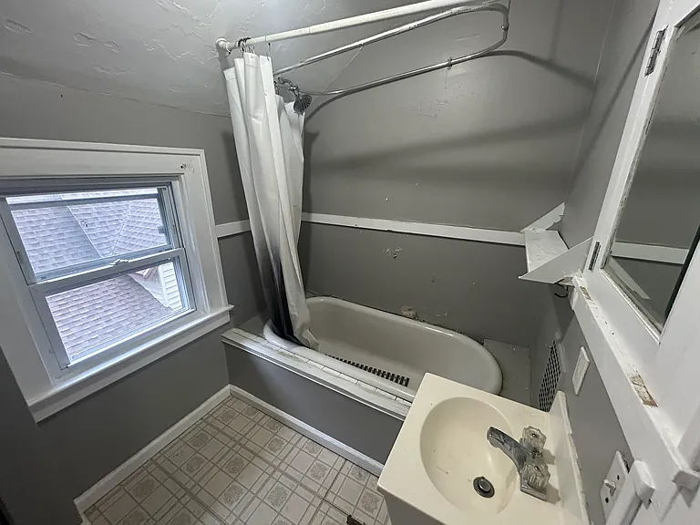 251 Cottage St #2 — Photo 9