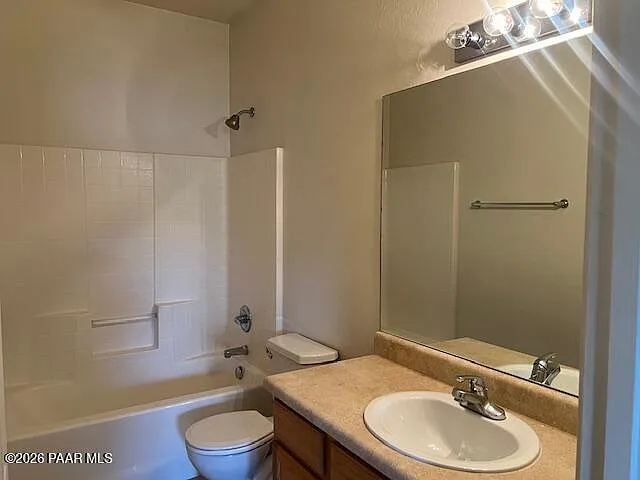 541 N Mercado St — Photo 9