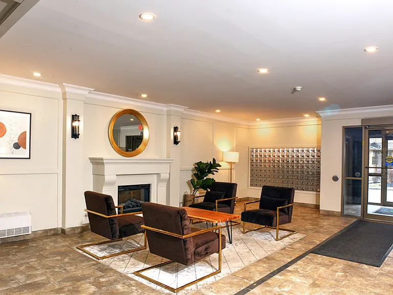 180 Mill St — Photo 16