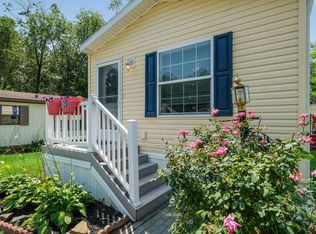 520 Willow Ln, North Wales, PA 19454