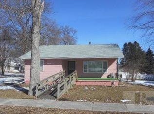 210 W 4th St, Sutherland, IA 51058