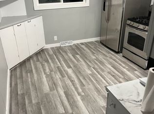 1124 E Ridgely Ave, Springfield, IL 62702