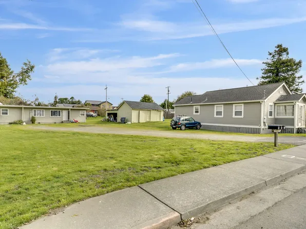 1802 11th St, Arcata, CA 95521