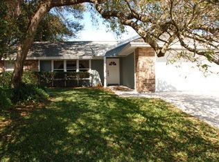 300 10th St SW, Vero Beach, FL 32962