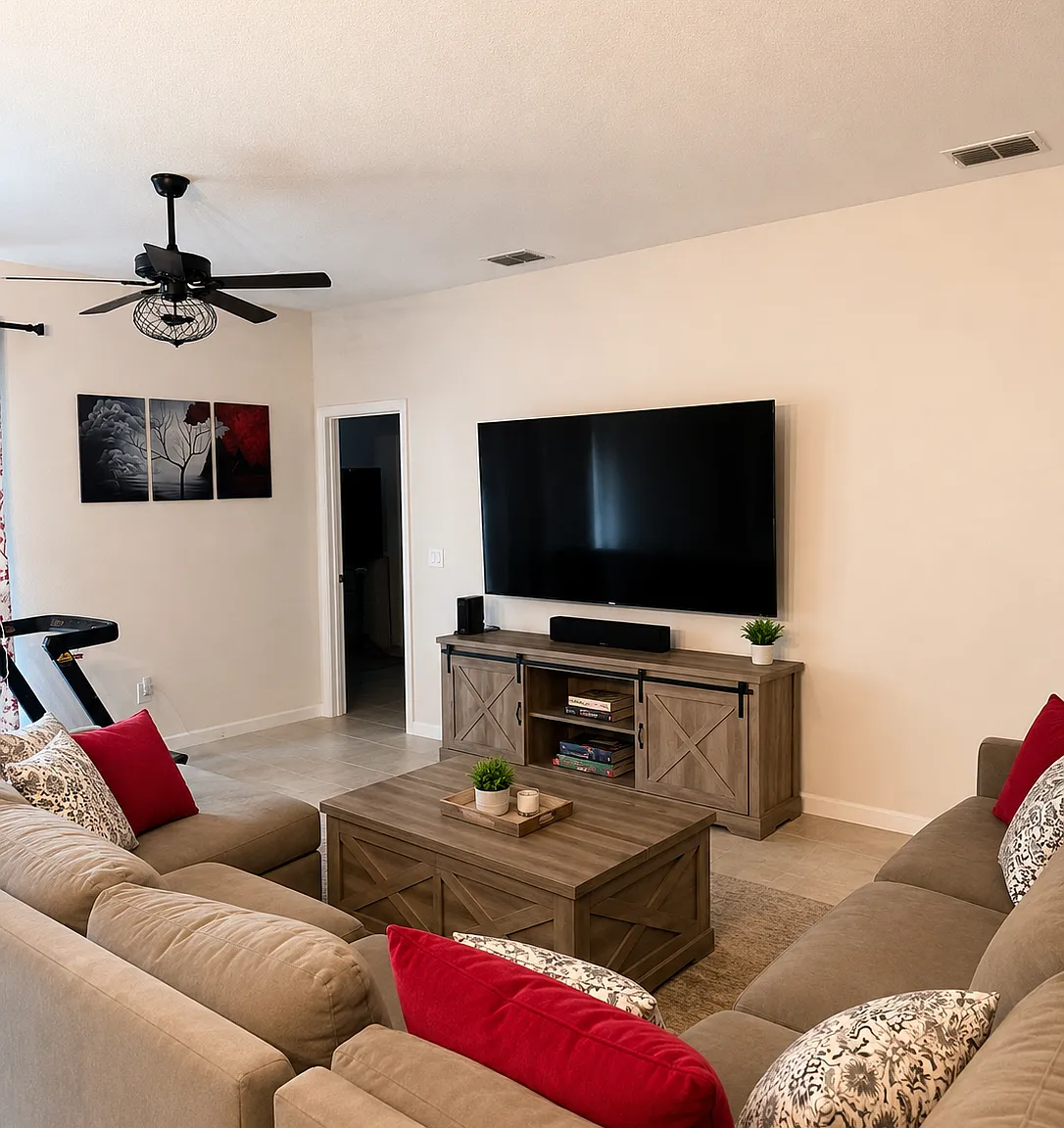 4 bed, 1688 sqft, $900 — Photo 1