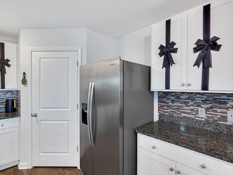 123 Tobago Cir — Photo 25