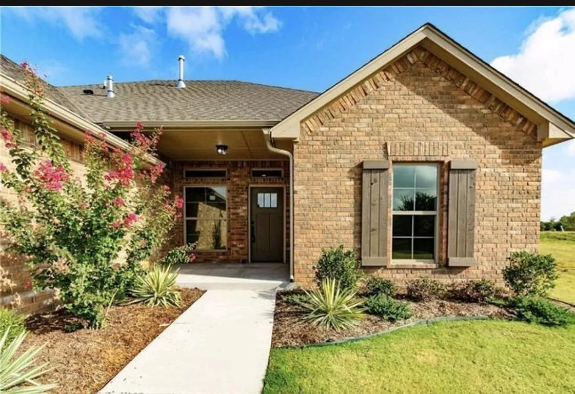 Building Photo - 2505 Langley Ct