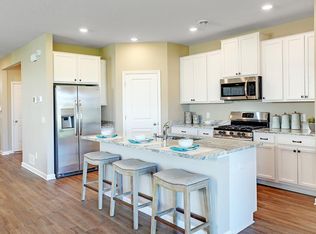 2084 Arcadia St, Shakopee, MN 55379