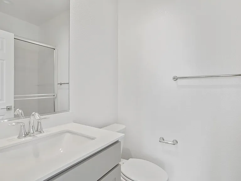 2926 Granger St — Photo 30