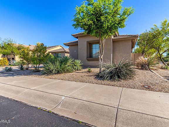 3rd image of 18195 W WIND SONG Avenue