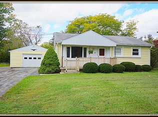 4374 Townline Rd, Lockport, NY 14094