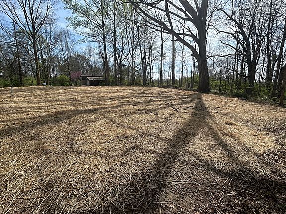 3rd image of 5710 E County Road 200 N