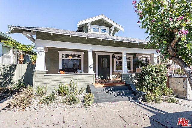 1385 Allison Ave Los Angeles Ca 90026 Zillow