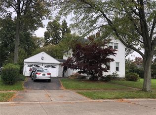 126 School St, Elyria, OH 44035