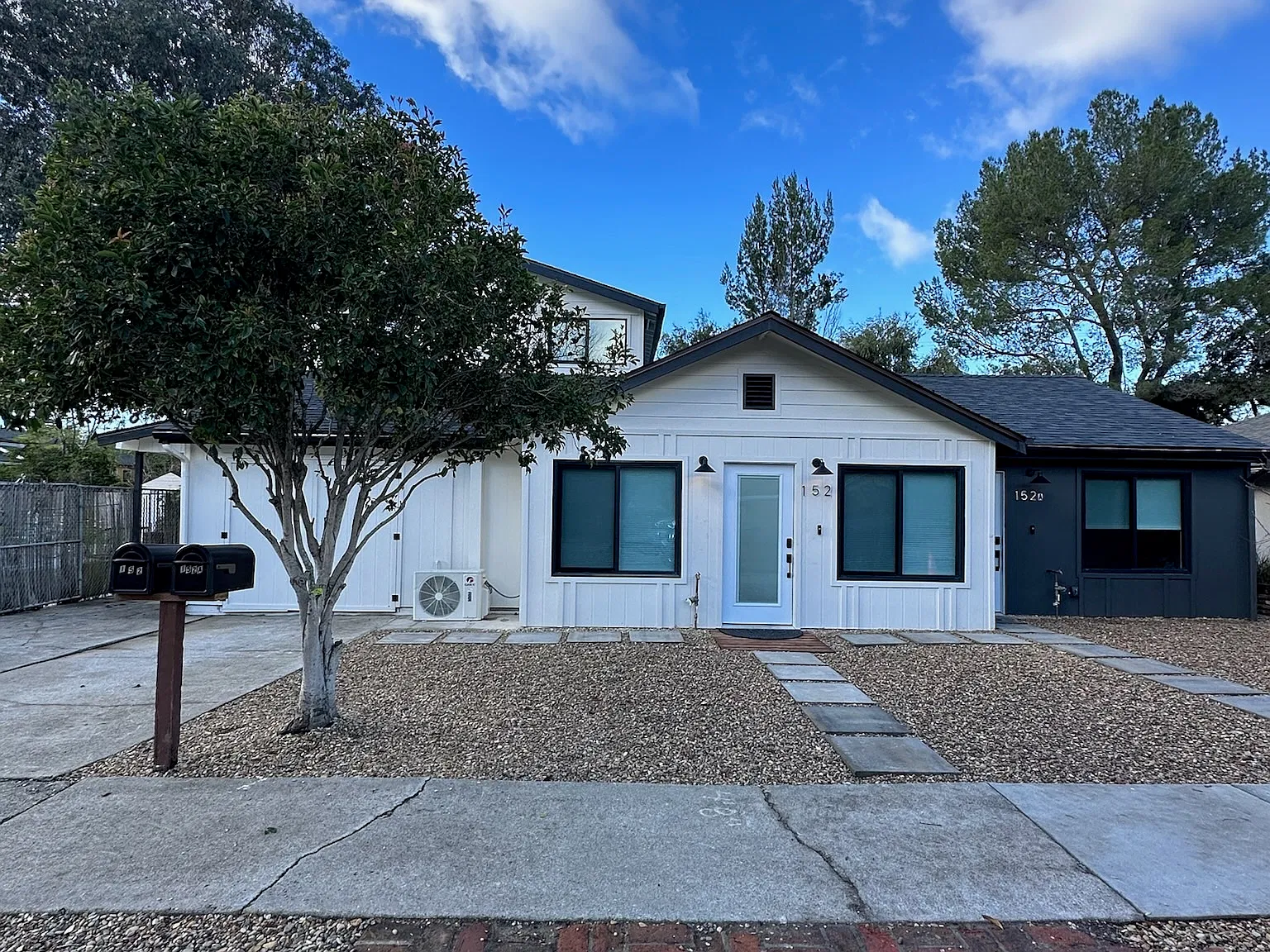 152a Cuesta Dr. - - — Photo 1