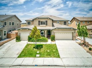 5697 Goldfinch Ct, Jurupa Valley, CA 91752