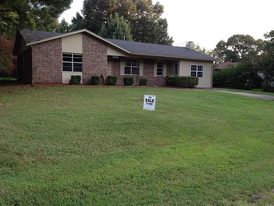 1st image of 1015 Twilight Ln