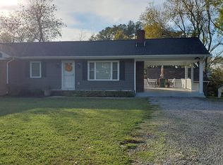 431 Brooke Rd, Fredericksburg, VA 22405