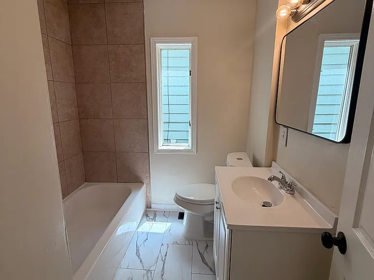 3915 Hoiles Ave — Photo 15