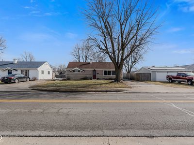 587 N Meridian St, Greenwood, IN, 46143