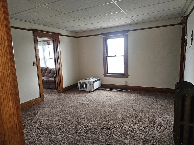 2935 Genesee St #UP — Photo 2