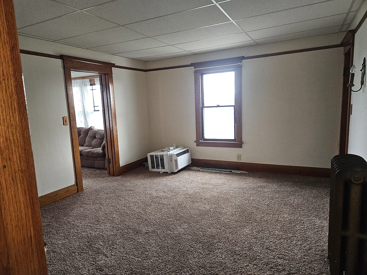 Building Photo - 2935 Genesee St #UP