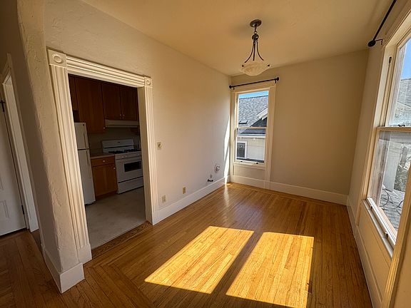 2nd image of 1625 San Jose Ave #6