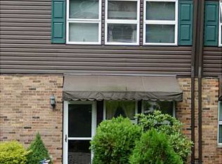 216 Oakview Dr APT 9, Ligonier, PA 15658