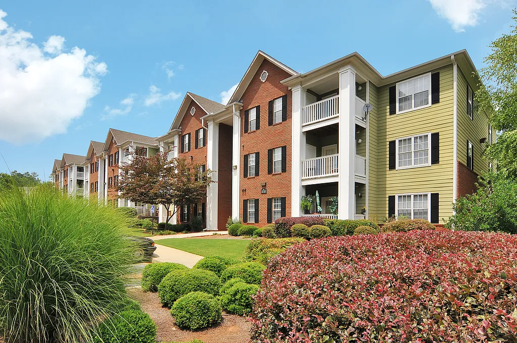 Magnolia Village Apartments — Photo 4