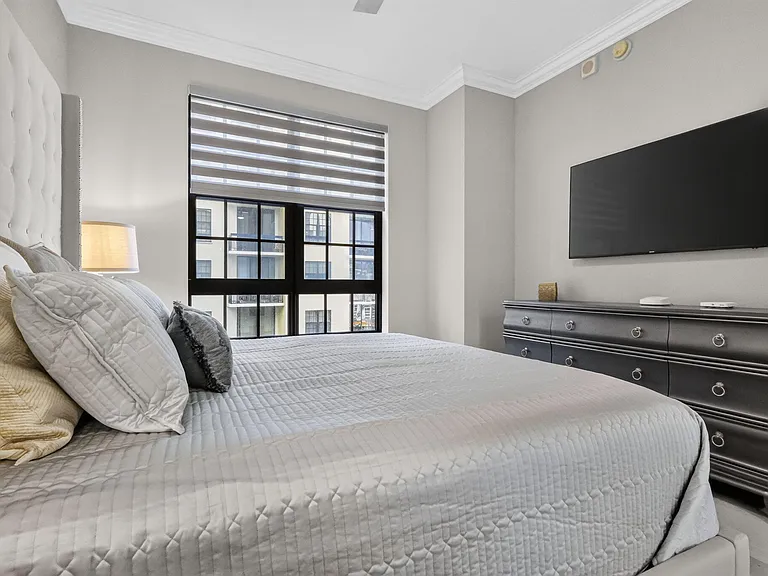 701 S Olive Ave #1205 — Photo 11