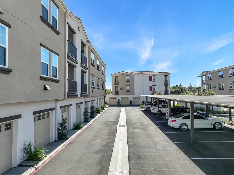 Alivia Apartments — Photo 26