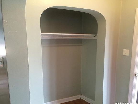 3rd image of 1734 E Garfield Ave