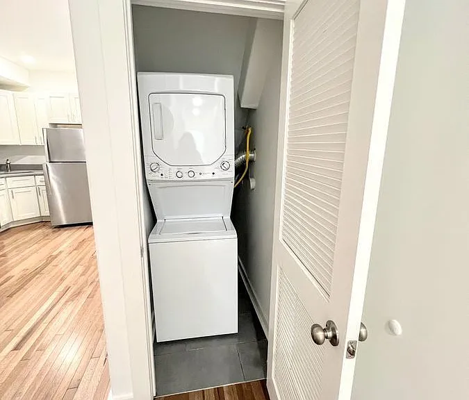 675 N 39th St #2 — Photo 39