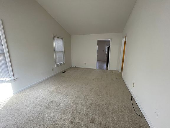 2nd image of 110 Garwin Dr W APT A