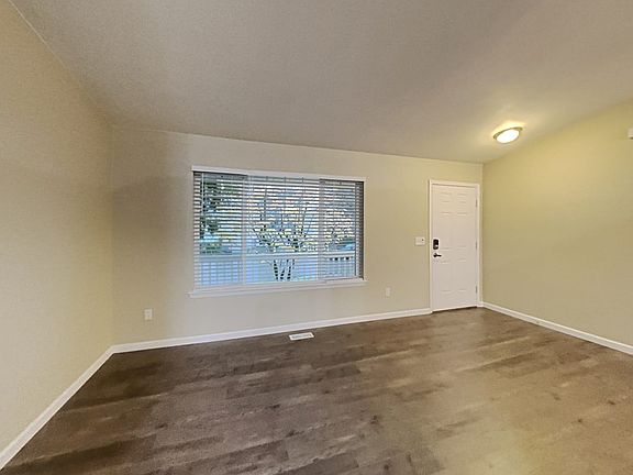 4th image of 7708 196th Street Ct E