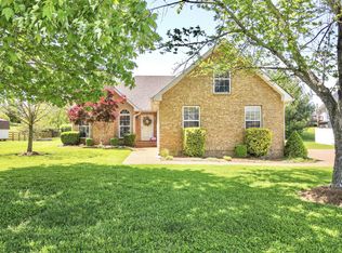 1513 Gray Fox Ln, Spring Hill, TN 37174