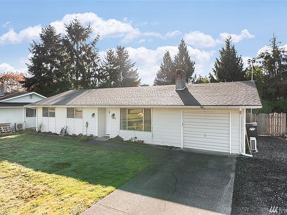 2nd image of 8629 Skokomish Way NE