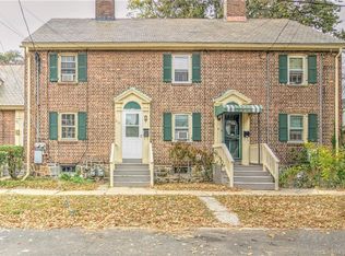 18 Sims St, Bridgeport, CT 06604