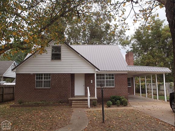 2nd image of 709 Holden Ave