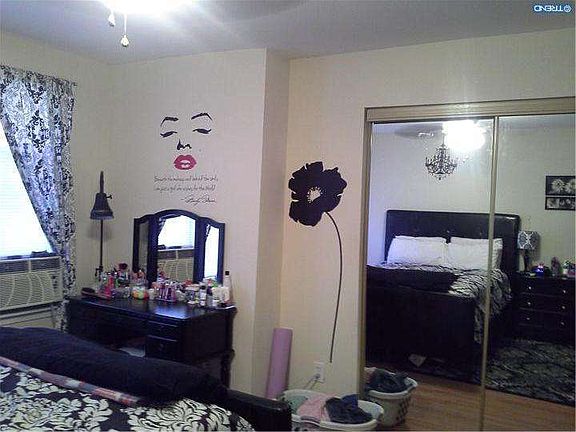 5th image of 5032 Stenton Ave