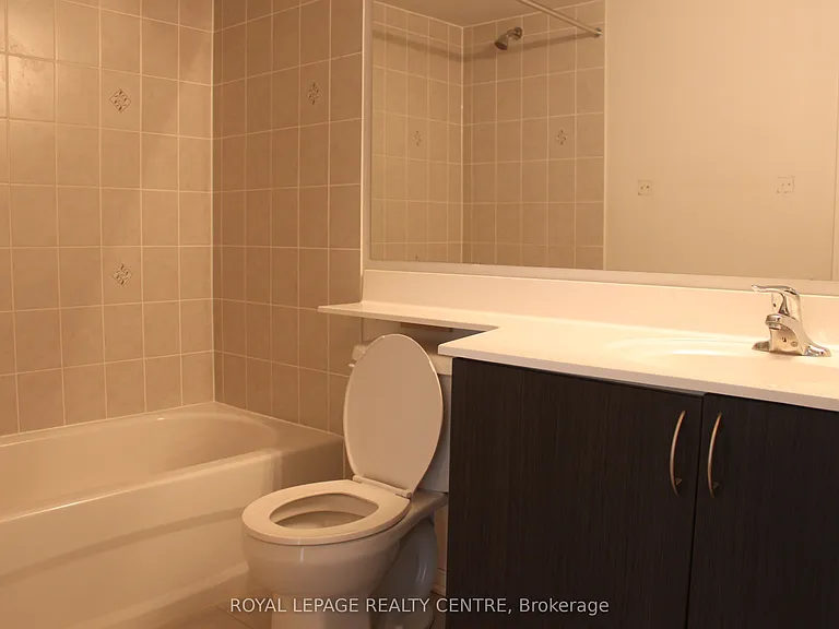 47 Hays Blvd #13 — Photo 6