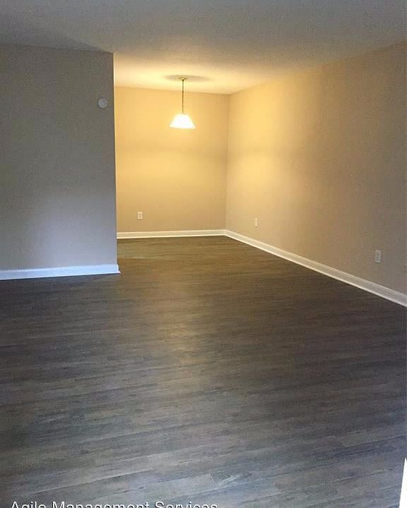 1st image of 5625 Antoine Dr #1110
